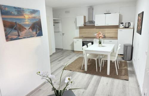 Zentral gelegene Zimmer mit Gemeinschaftsküche und -bad - Foto 1