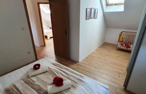 VILA LASOVIC + POOL + JACUZZI + SAUNA - Foto 73