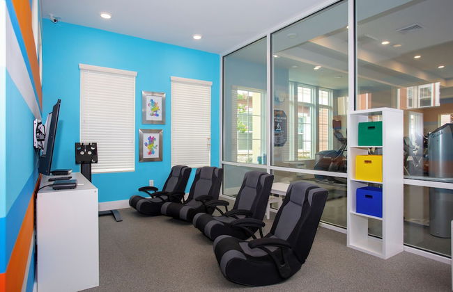 Gorgeous 4 Bedroom Family Friendly Close to Disney 7573 - Foto 53