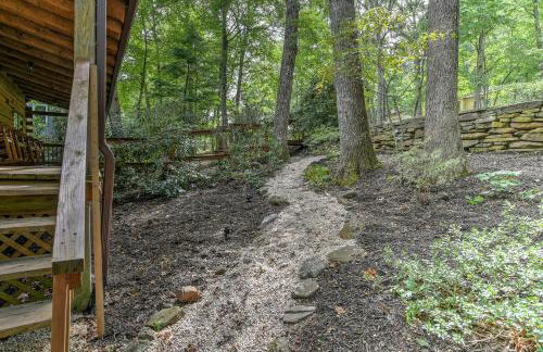 Charming Renovated Cabin with Fireplace - Foto 13