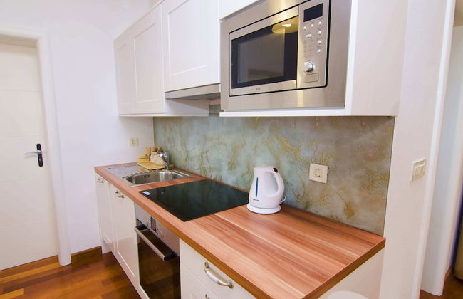 Apartment in Murter With Pool & Bubble Bath - Foto 5