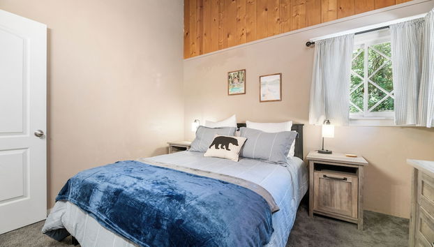 Peaceful Pines Panorama - Foto 3, Habitación