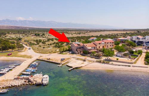 Apartments Hidden Beach Gem - Photo 3