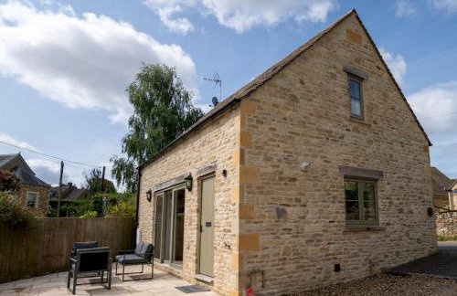 Crooked Cottage in picturesque Upper Oddington - Pass the Keys - Photo 1