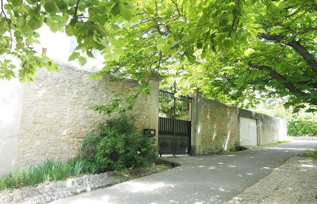 Charming Provencal Holiday Home With Garden - Foto 24