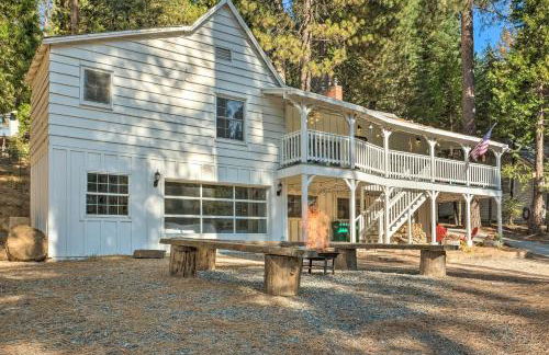 Strawberry Hill Cabin 5 Mi to Skiing and Lake - Photo 34