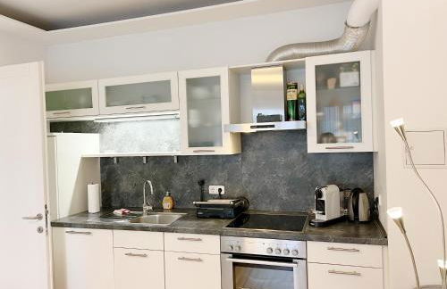 Prime Location Comfort Apartment with Balcony - Foto 9