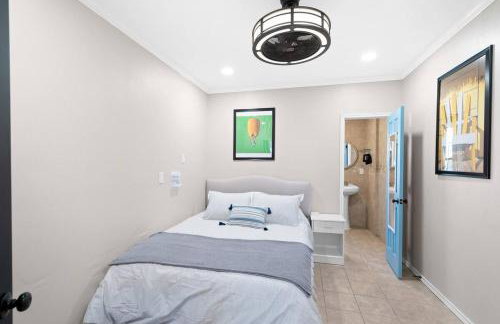 The Corniest Property in Texas ♥ 4 BR ♥ 1/4 Acre ♥ - Foto 38