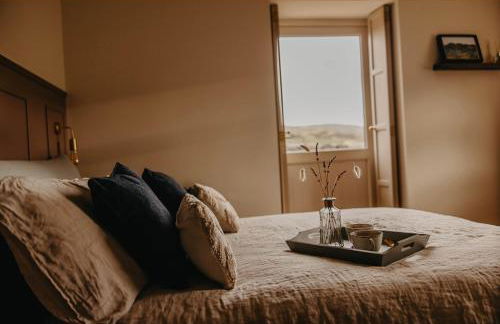 Luxury countryside cottage getaway with wood fired hot tub - Foto 5