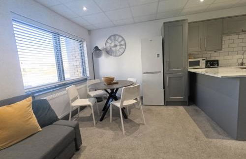 Open Mind Property -2BR Flat Commercial Road - Foto 3