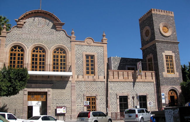 Todos Los Santos Tour - Photo 1