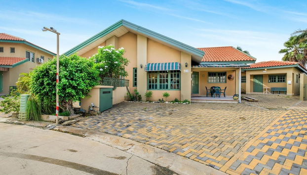 Tranquil 2BR 2BA in Gated Community Great Location - Foto 5, Habitación