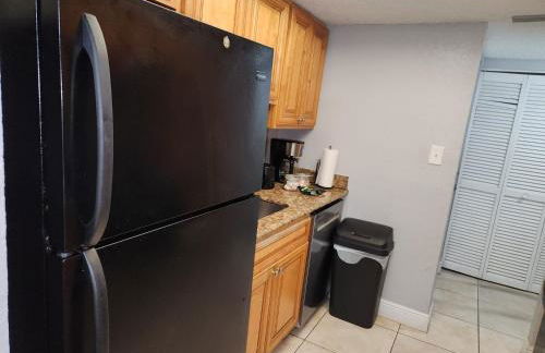 Beautiful 2-Bedroom Condo Near Universal and other Orlando Attractions, King Bed & Wi-Fi - Foto 17