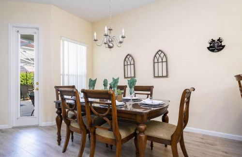 Marvelous 4Bd Close to Disney w Pool at 313 Tuscan Hills - Foto 9