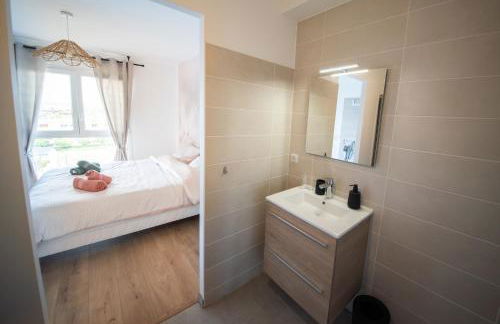 La Bulle Dorée Luxury private Jacuzzi House 4 BR Tourist Center - Foto 17