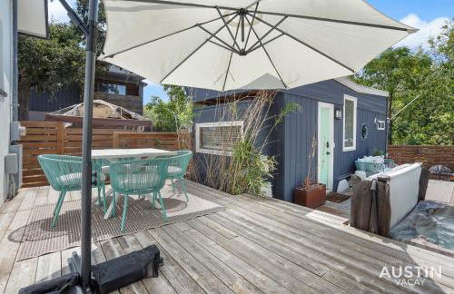 HGTV Featured Tiny Home w Hot Tub Near East 6th St - Foto 21