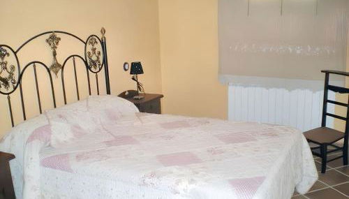 Family Apartment with Mountain View in Hueva - Foto 5