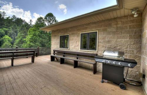 The Chariot - Creek Front with HotTub, Fire Pits, Billiards, EV Charger - Sandalwood Stays - Foto 30