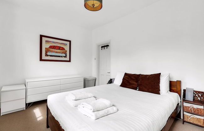 KBT - Charming Golborne Escape - Foto 18