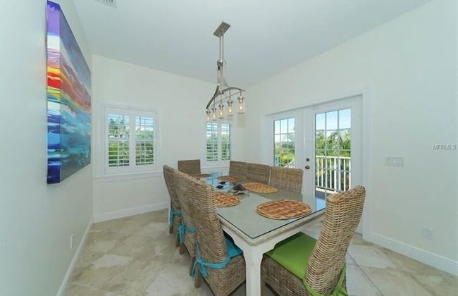 Footprints in the Sand managed by Beach Retreats - Photo 23