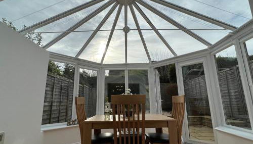 Cotswold apartment with private parking! - Foto 5