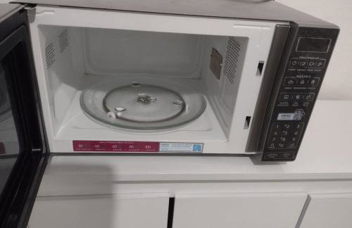 Casa inteira, próxima a Atacadão, Assaí e Hospitall Municipal - Foto 11