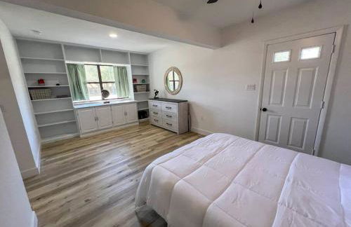 Bayside Cove Retreat Your Coastal Escape - Photo 25