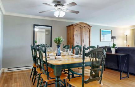 Beauty on the Beach by Bayley Vacation Rentals - Photo 16