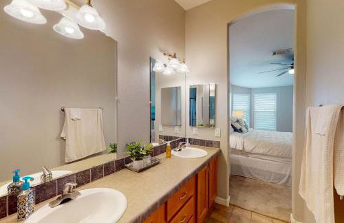 Pool and Hot Tub Access Lake Havasu Lakehouse - Foto 12