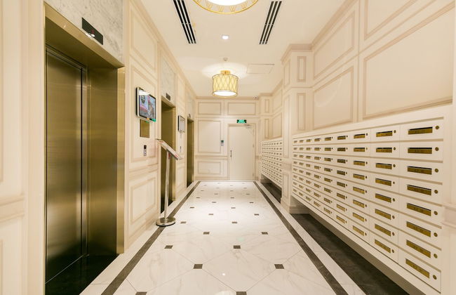 Saigon Royal Apartment - MM Home - Photo 2