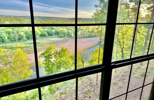 Tranquil Riverfront Cabin Retreat with Wildlife, Trails & Open Skies in Tahlequah, Oklahoma - Foto 37