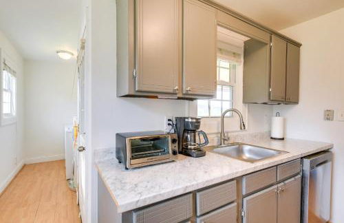 Relax Fireside! Home Less Than 1 Mi to Tryon International - Foto 9