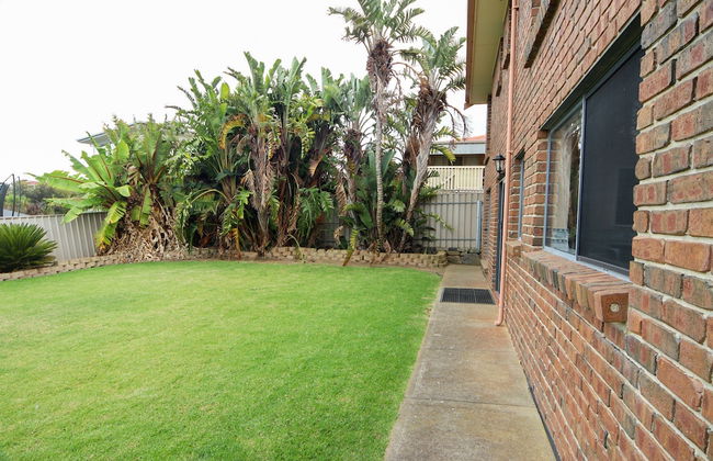 Encounter Bay Family Retreat Pets Welcome - Photo 25