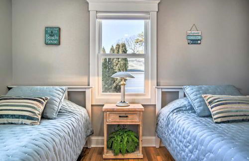 Walk to Shore Updated Buzzards Bay Cottage! - Foto 16