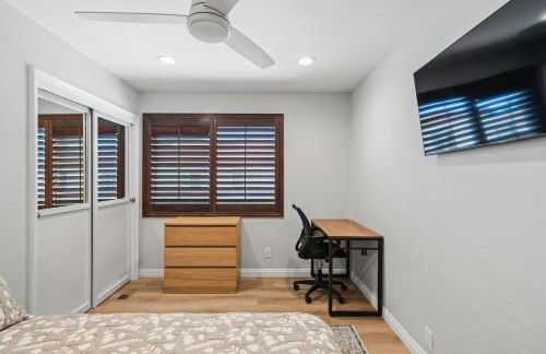 Peaceful Getaway with Renovated Amenities - Foto 29