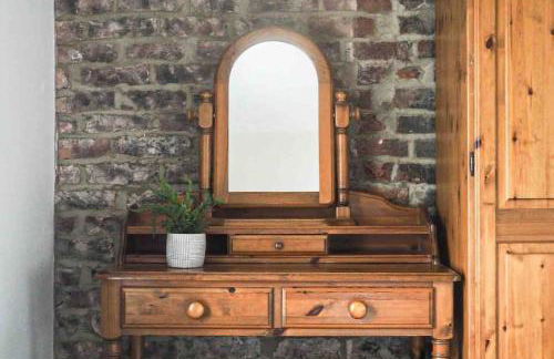 Large Cottage, Beach, Pubs Shops, Netflix, BBQ, Dog Friendly - Foto 16