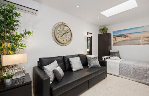 Villa CasaCara Marbella beachside Costabella -Spain - Photo 53