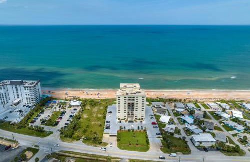 Oceanfront Penthouse #11B by Distinctive Beach Rentals - Foto 69