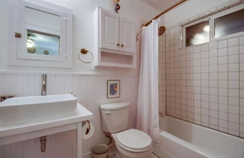 Casa Mellifora 3BR Golden Hill w Garage Parking - Foto 18