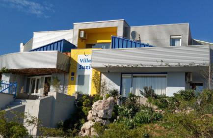 Villa Suzi - Family Farm Stay with Donkeys, Pool and Sea View near Rijeka - Photo 18