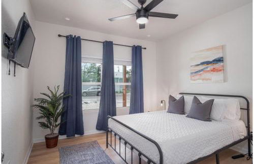 Vibrant 4BR3BA Oasis Near Happy Downtown - Foto 18