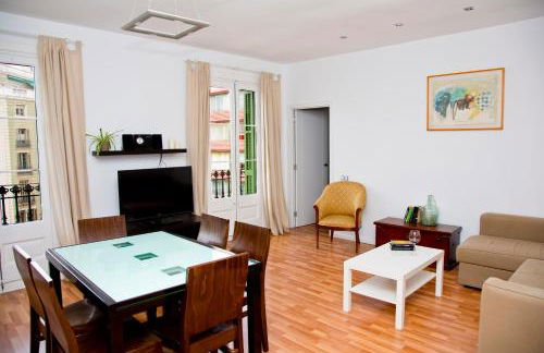 Claris Apartments - Photo 50