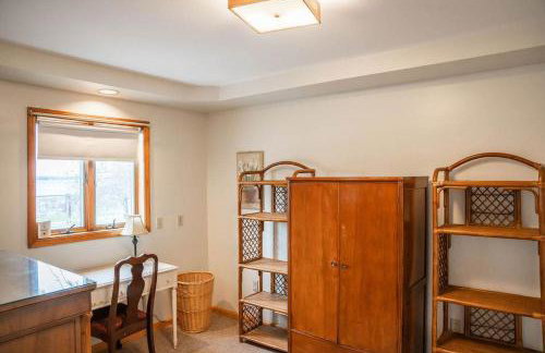 Lake Orchard View- 8 BR with Lake Access and Fire Pit - Foto 25