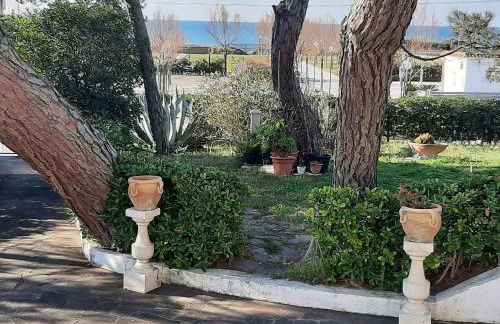Appartamento in Villa Valentini- Fronte mare, Giardino e Parcheggio privato, WIFI, dotato di tutti i confort, nel Cuore del Golfo di Gaeta - Foto 2
