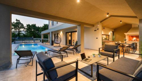 Villa Nobu - Photo 2