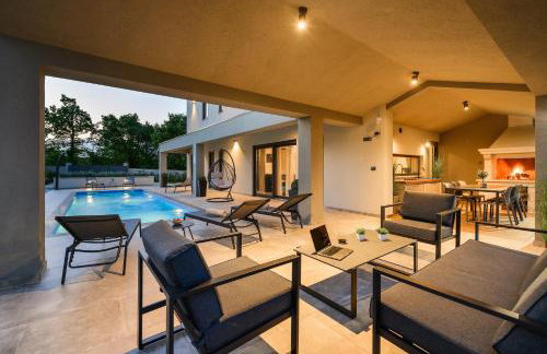 Villa Nobu - Photo 2