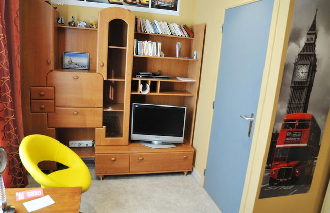 Holiday Home in Bastogne With Sauna & Bubble Bath - Photo 3