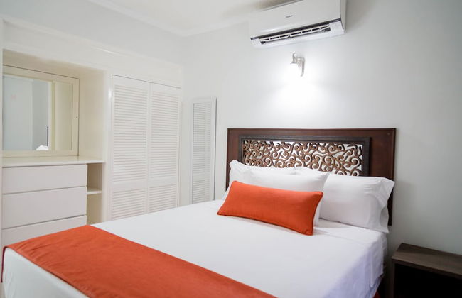 Centrally Located Guest Apartments II - Photo 10