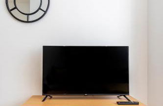 R&C APARTMENTS CLOSE to CENTER - Photo 5