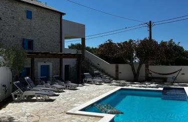 Villa Granda - Photo 1